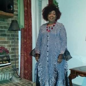 Meet your Posher, Debra